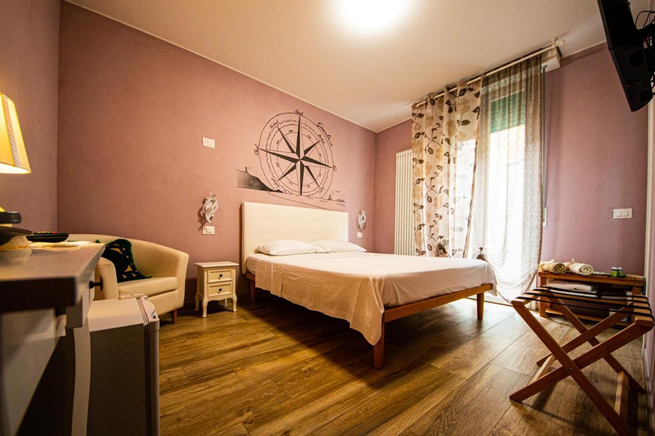 Sweet Harbour Porto - Affittacamere Pesaro Exterior photo